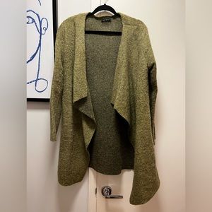 2 bundle Wool cardigans